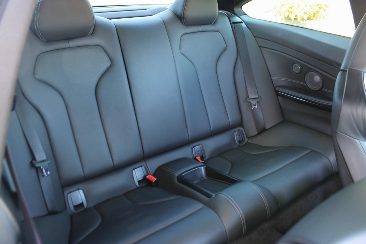 Used 2018 BMW M4 Coupe RWD image 21