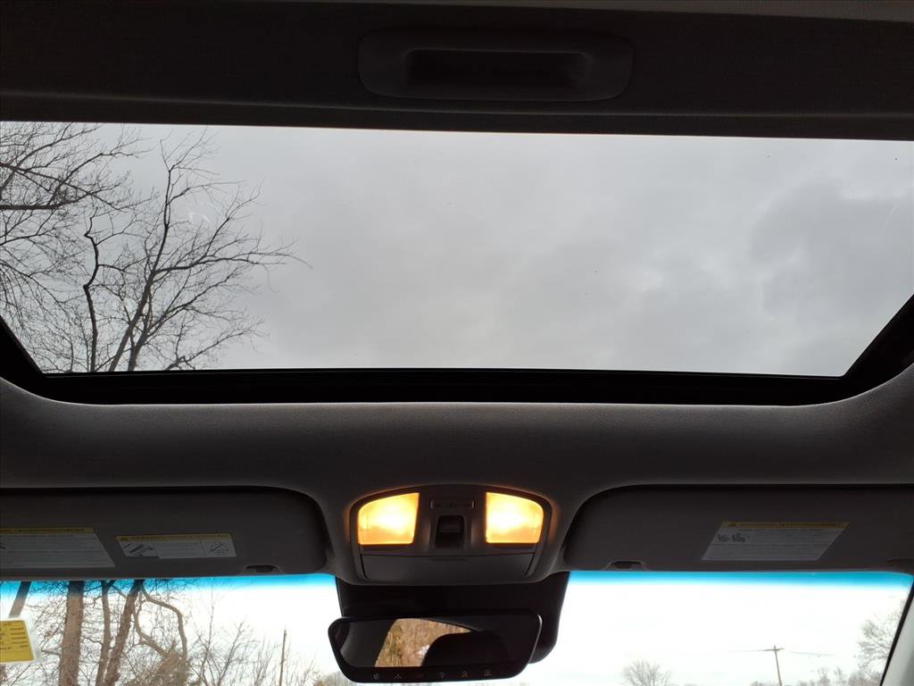 Certified 2022 Hyundai Kona Limited w/ Cargo Package image 15