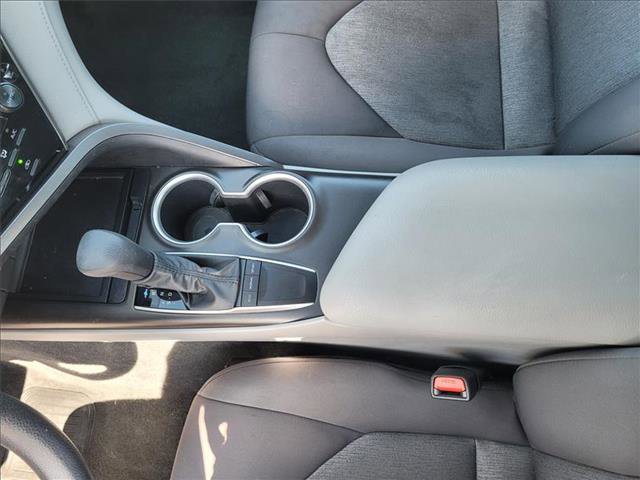 Used 2023 Toyota Camry LE image 19