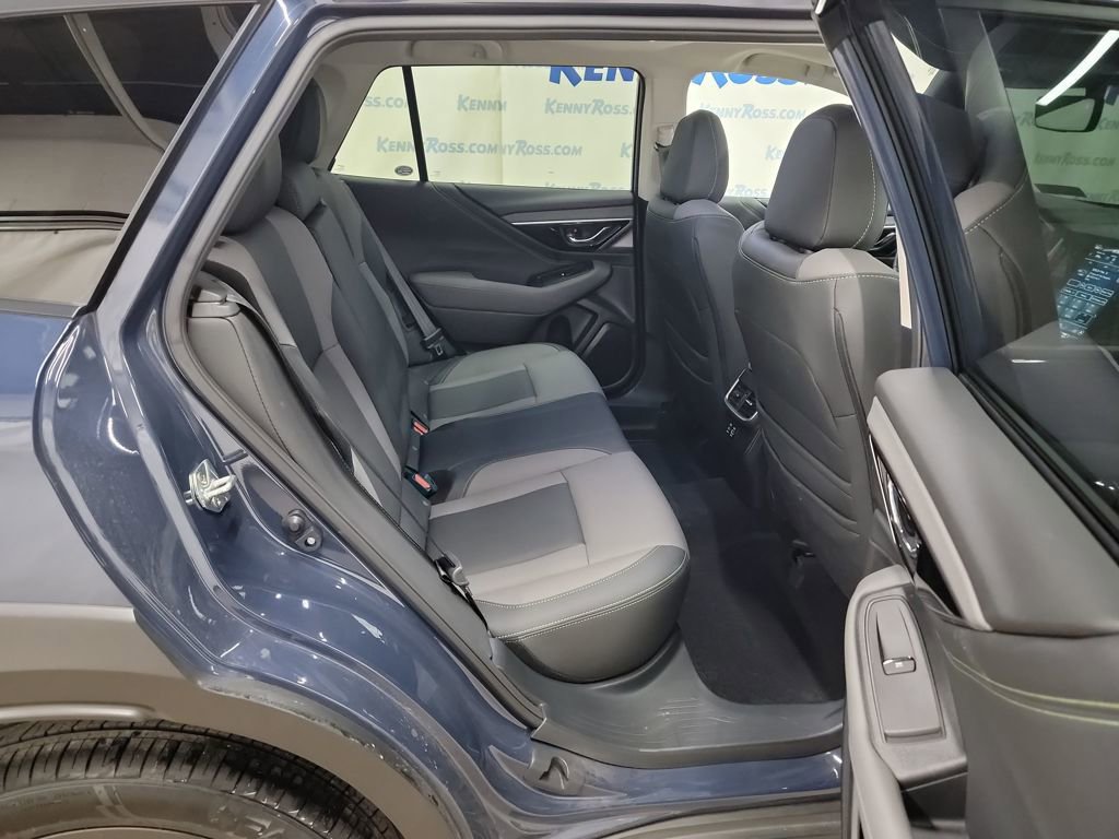 Used 2023 Subaru Outback Onyx Edition image 12