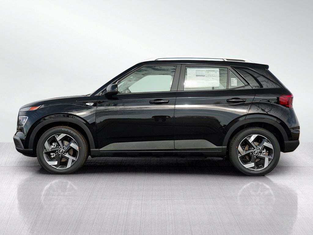 New 2026 Hyundai Venue SEL FWD image 4