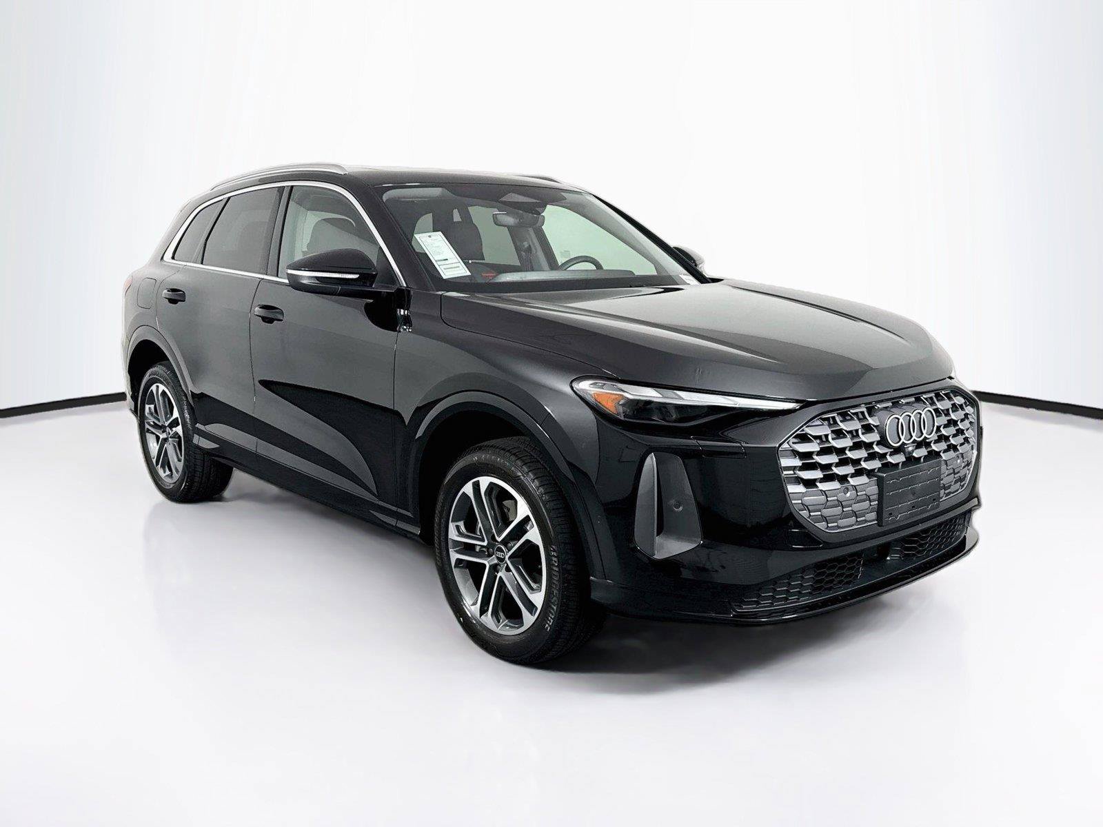 Used 2025 Audi Q5 Premium AWD/4WD image 10