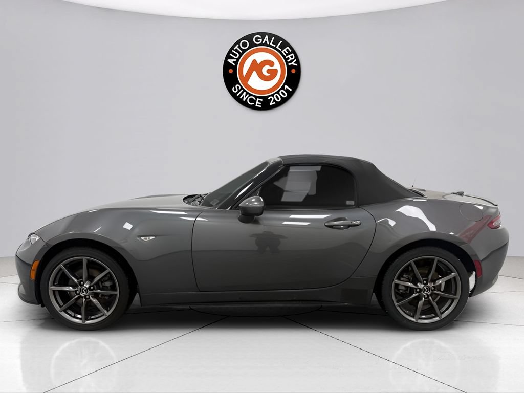 Used 2019 MAZDA MX-5 Miata Grand Touring w/ GT-S Package RWD image 7
