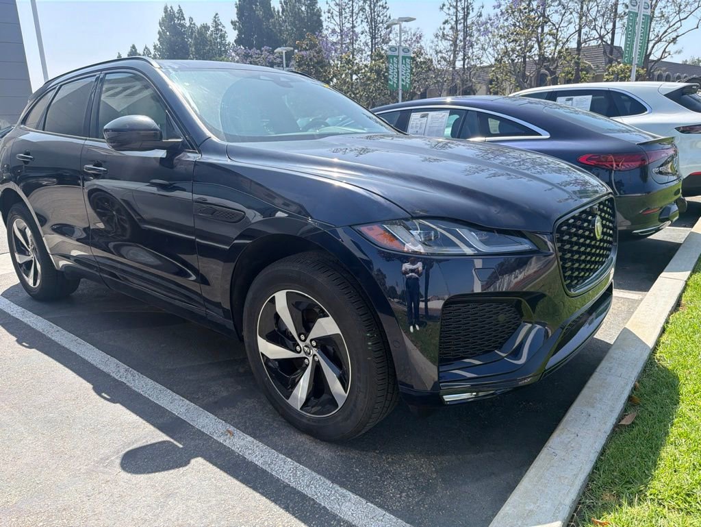 Used 2026 Jaguar F-PACE R-Dynamic S AWD/4WD image 2