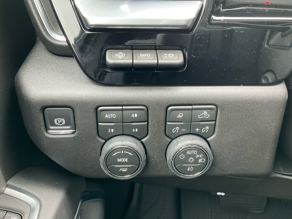 New 2026 Chevrolet Silverado 1500 High Country image 11