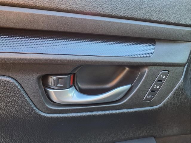 Used 2025 Honda CR-V Sport-L image 18