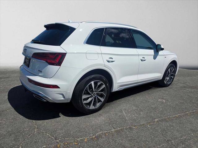 Used 2023 Audi Q5 2.0T Premium Plus w/ Premium Plus Package AWD/4WD image 3