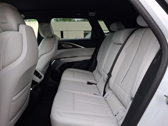 New 2026 Cadillac Lyriq Premium Luxury AWD/4WD image 5