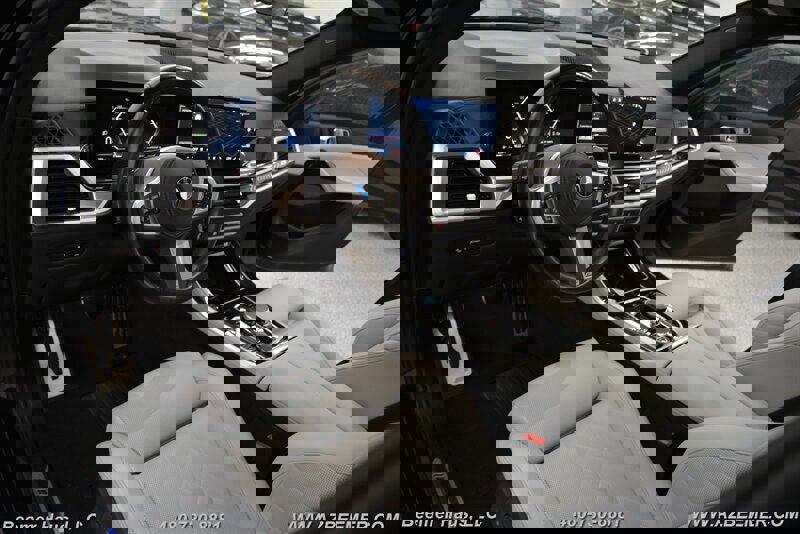 Used 2024 BMW X5 xDrive40i w/ M Sport Package image 12