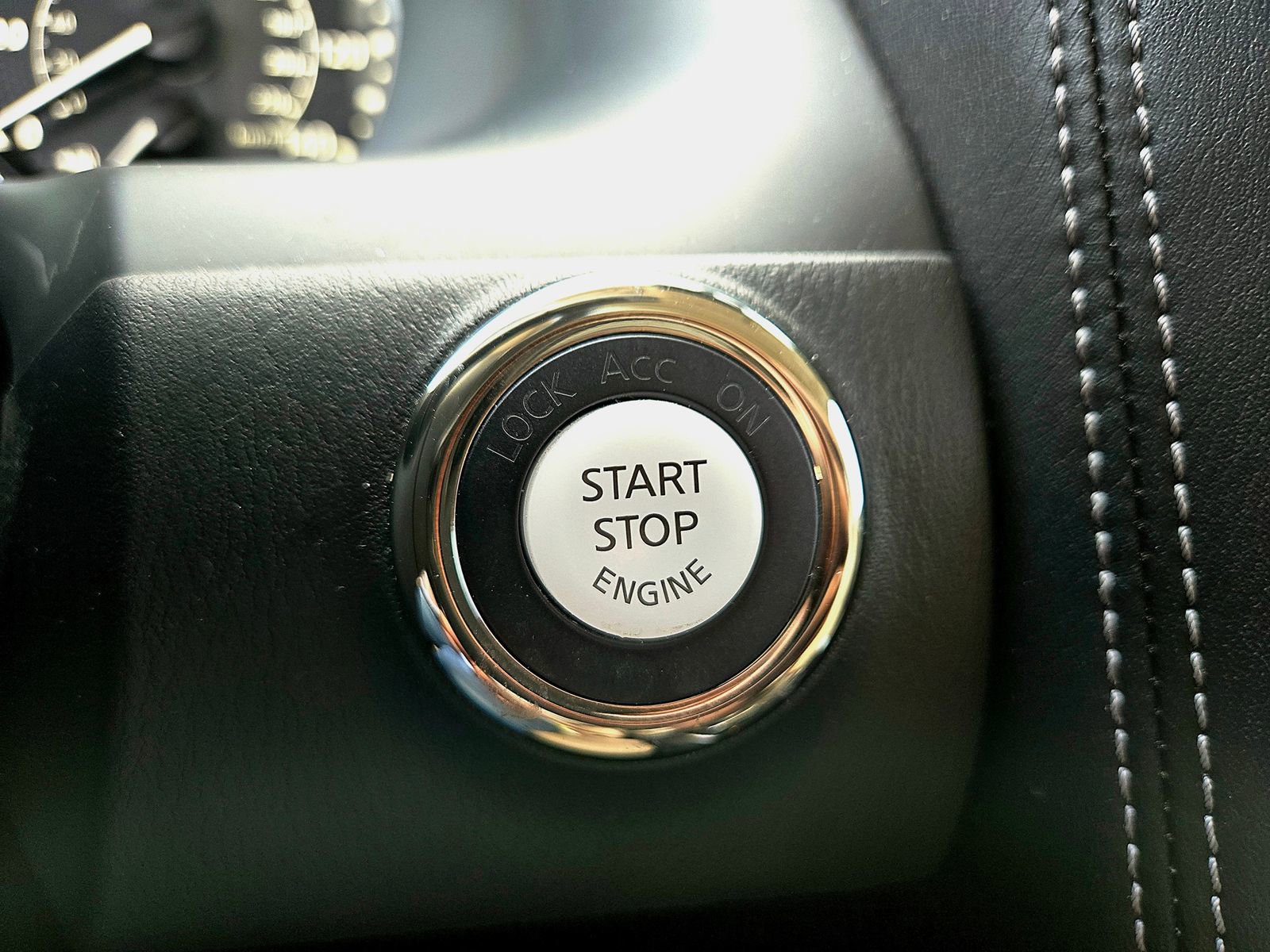 Used 2021 Nissan Armada Platinum w/ Captain's Chairs Package image 22