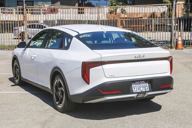 Used 2025 Kia K4 EX image 8
