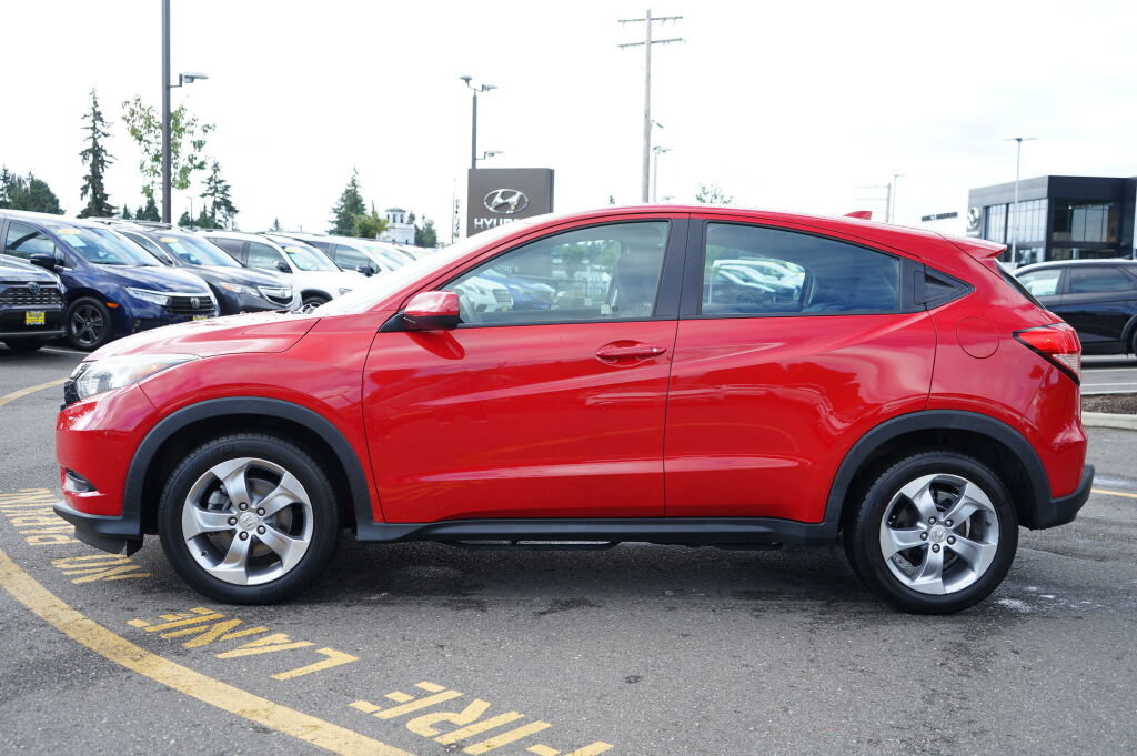 Used 2018 Honda HR-V LX image 10