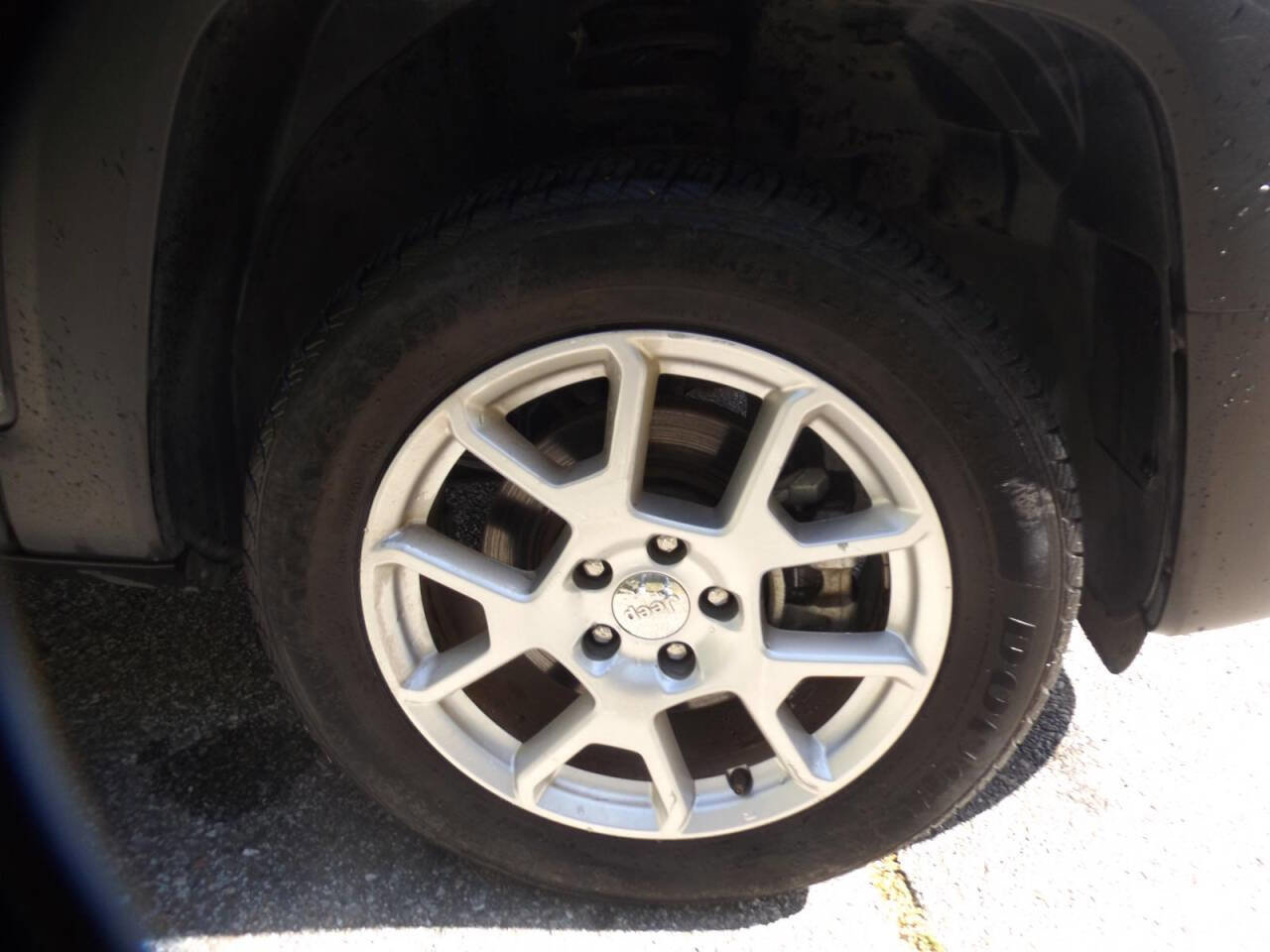 Used 2020 Jeep Renegade Latitude image 24