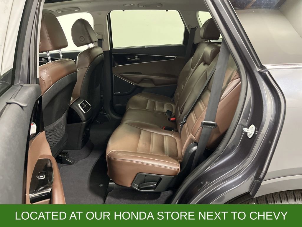 Used 2019 Kia Sorento SX image 23