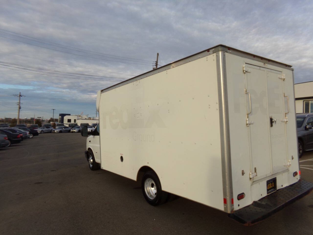 Used 2018 Chevrolet Express 3500 w/ Power Convenience Package RWD image 33