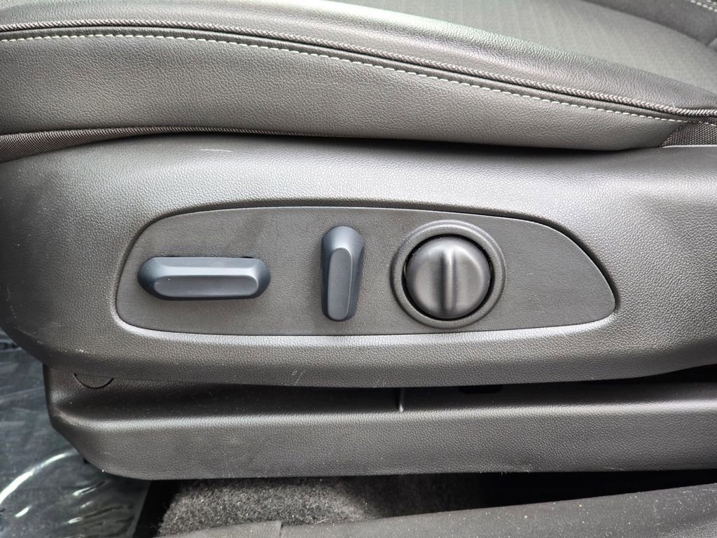 Used 2025 Buick Encore GX Preferred w/ Comfort Package image 25