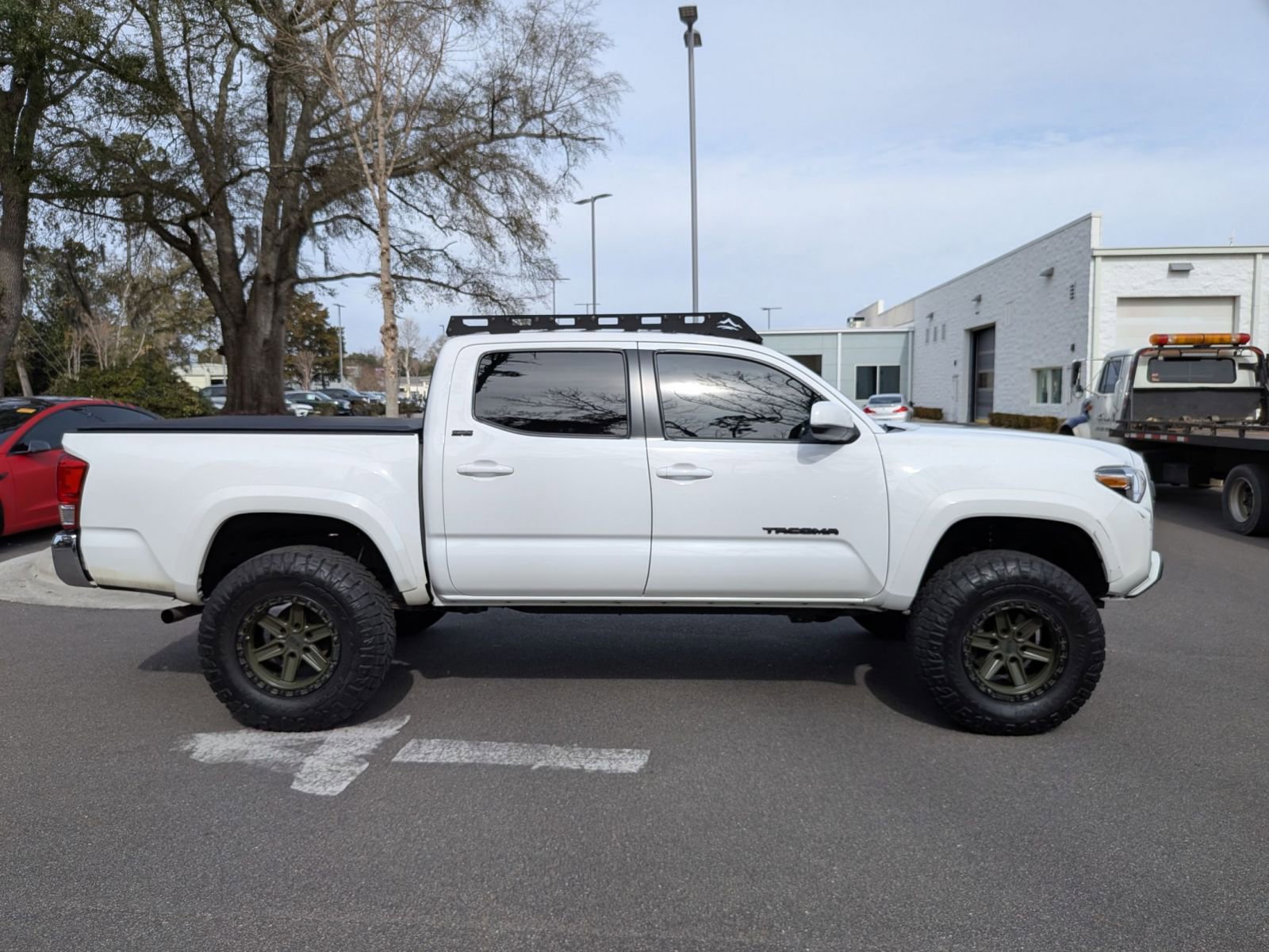 Used 2021 Toyota Tacoma SR5 image 2