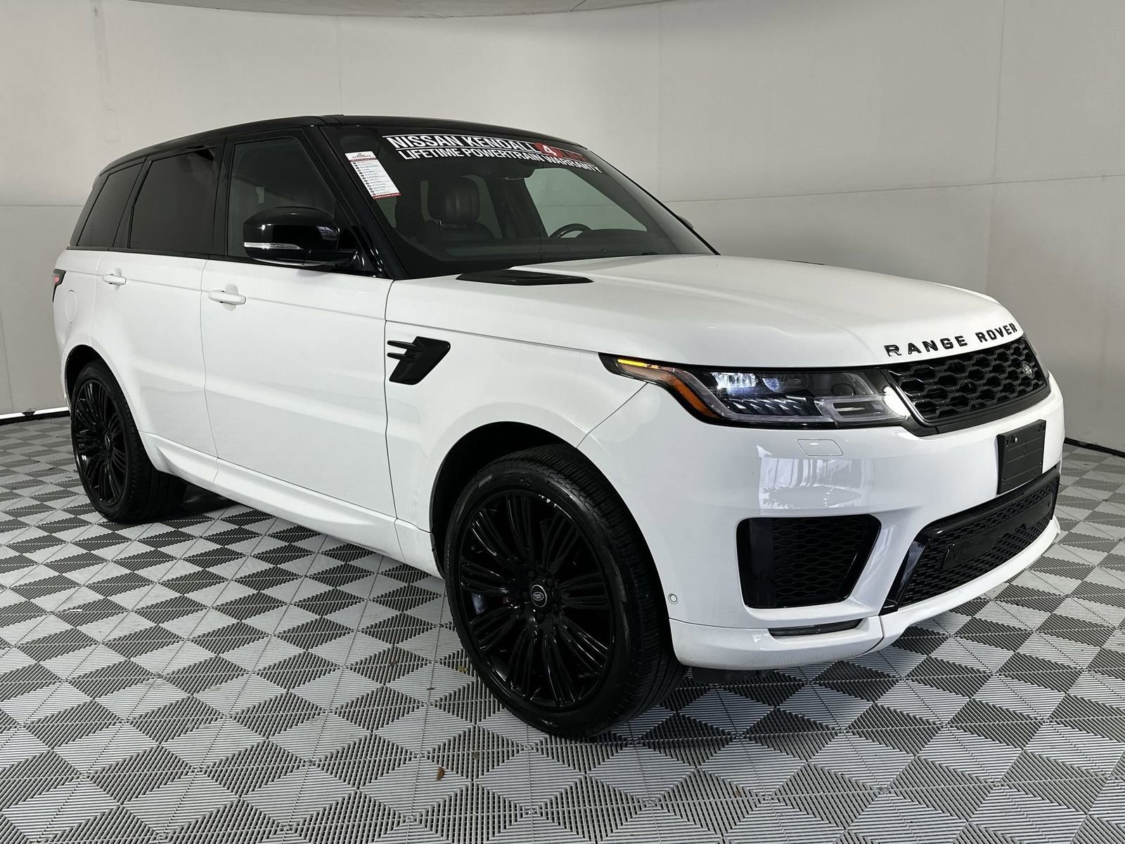 Used 2022 Land Rover Range Rover Sport HSE Dynamic AWD/4WD image 2