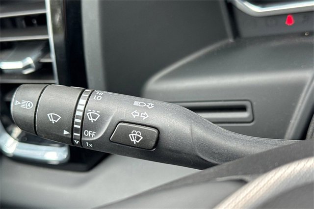 Used 2025 GMC Sierra 3500 Denali image 38