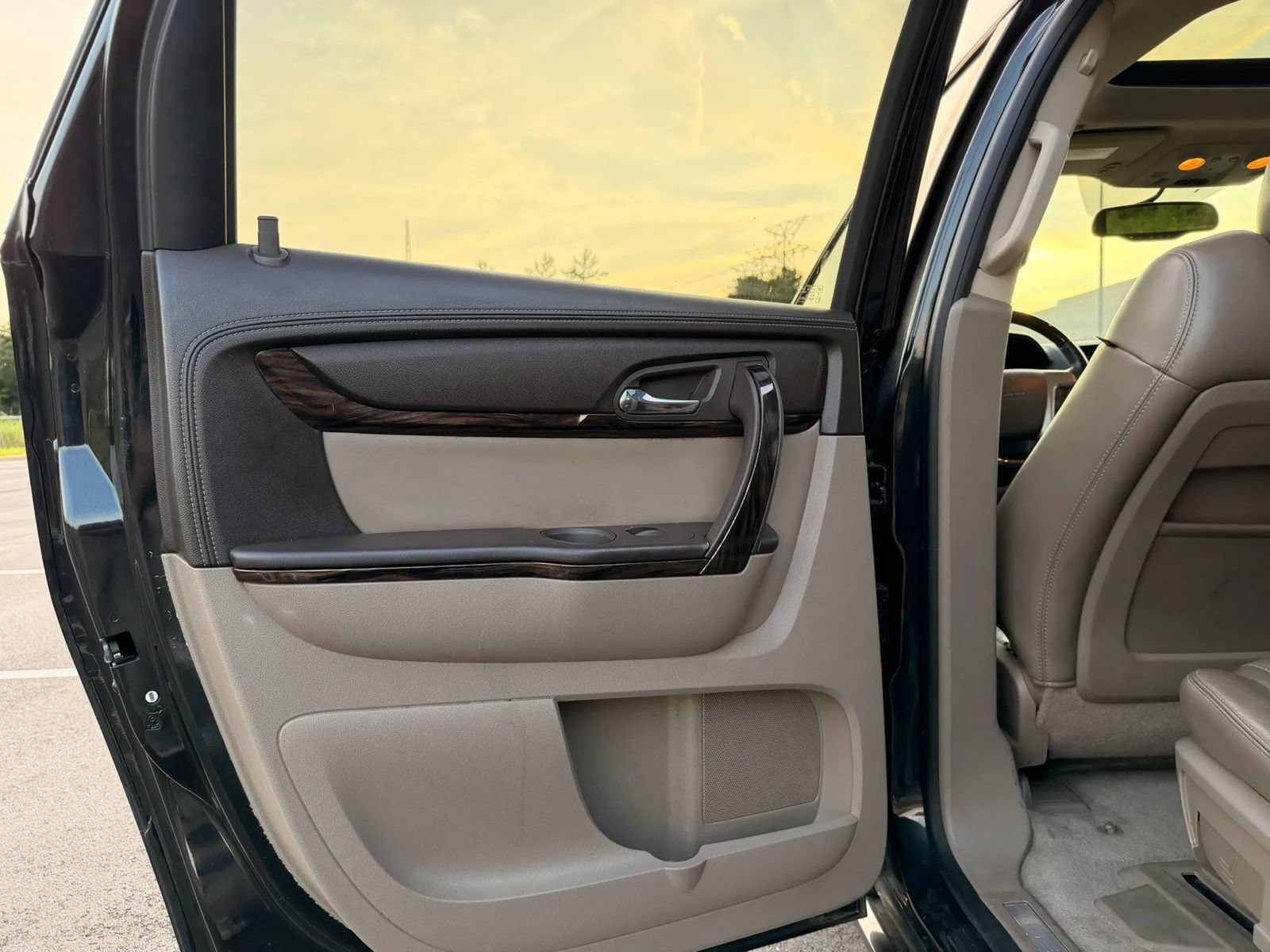 Used 2013 GMC Acadia Denali AWD/4WD image 12