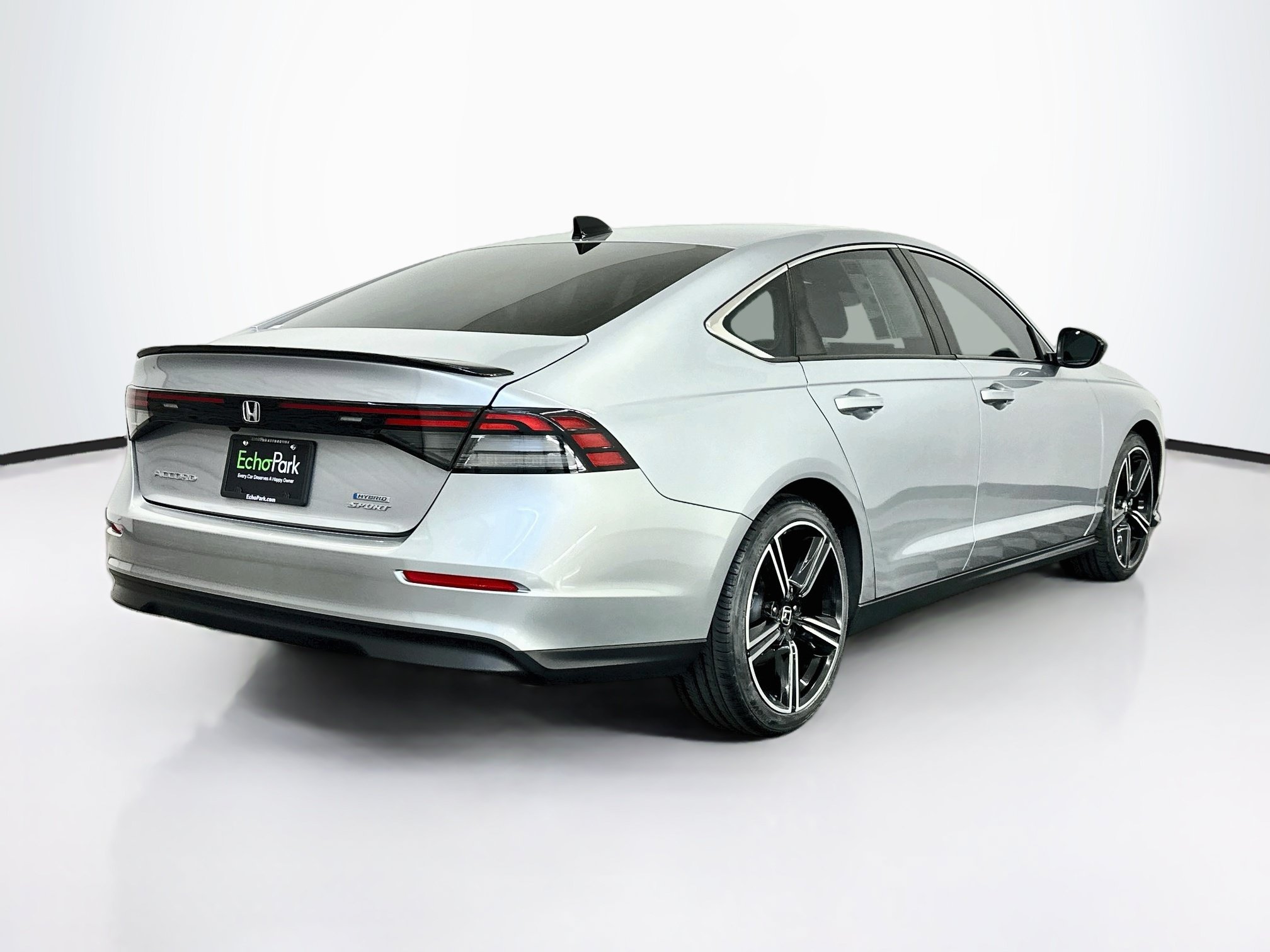 Used 2023 Honda Accord Sport image 9