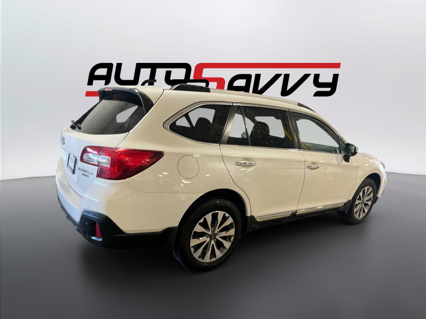 Used 2019 Subaru Outback 3.6R Touring w/ Popular Package #3A AWD/4WD image 7