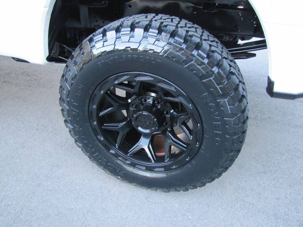 Used 2019 Ford F250 Lariat w/ Lariat Ultimate Package AWD/4WD image 34