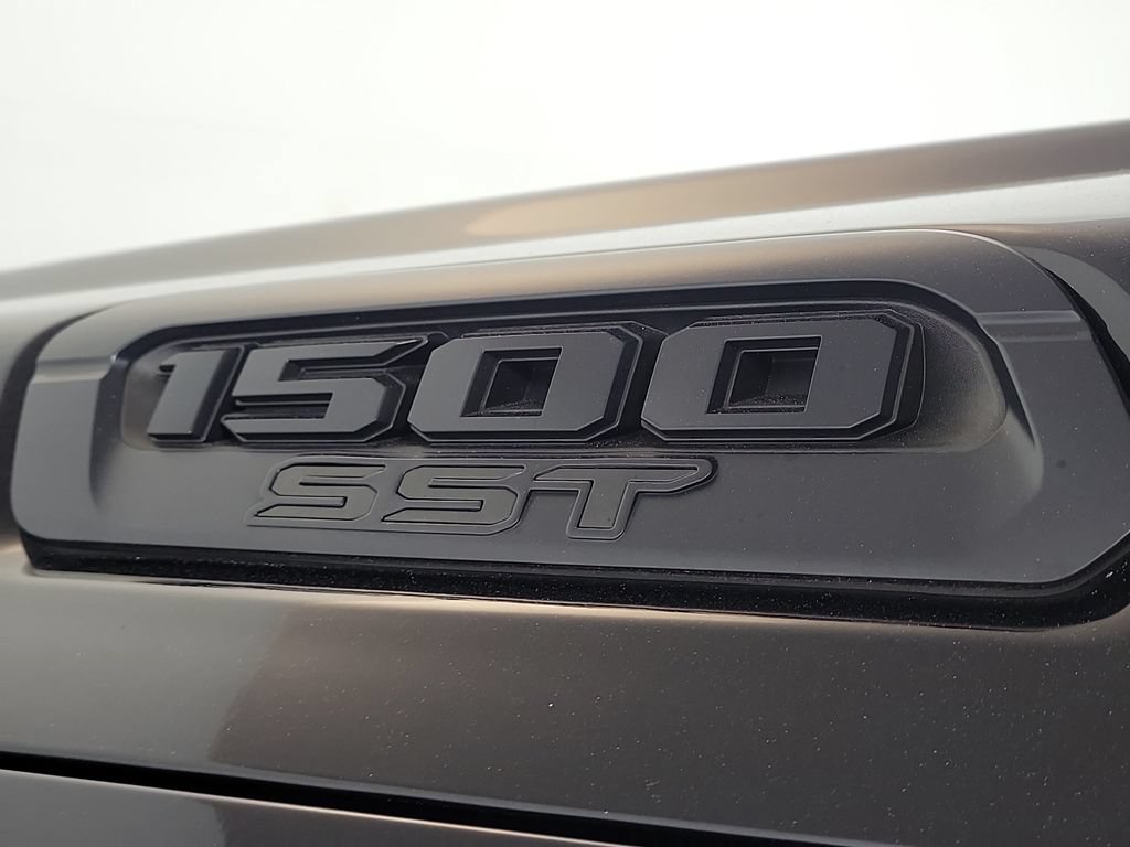 Used 2025 RAM 1500 Big Horn RWD image 8