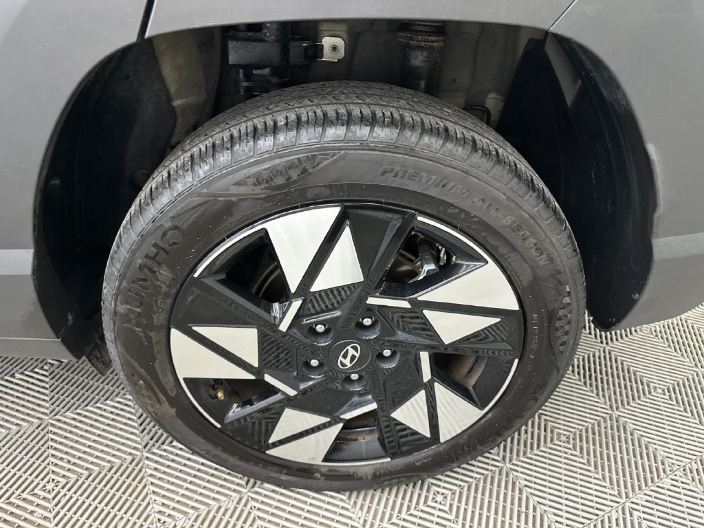 Used 2025 Hyundai Kona SEL AWD/4WD image 20