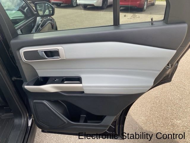 Used 2021 Ford Explorer XLT w/ Equipment Group 202A image 35