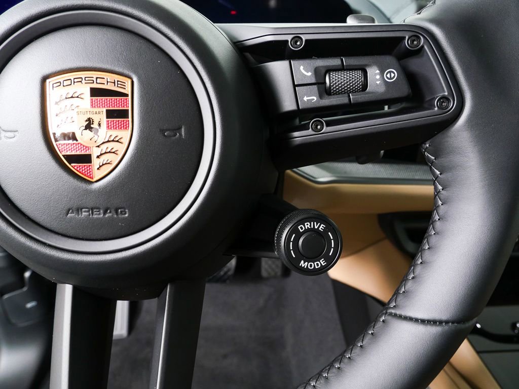 New 2026 Porsche Cayenne Coupe image 11