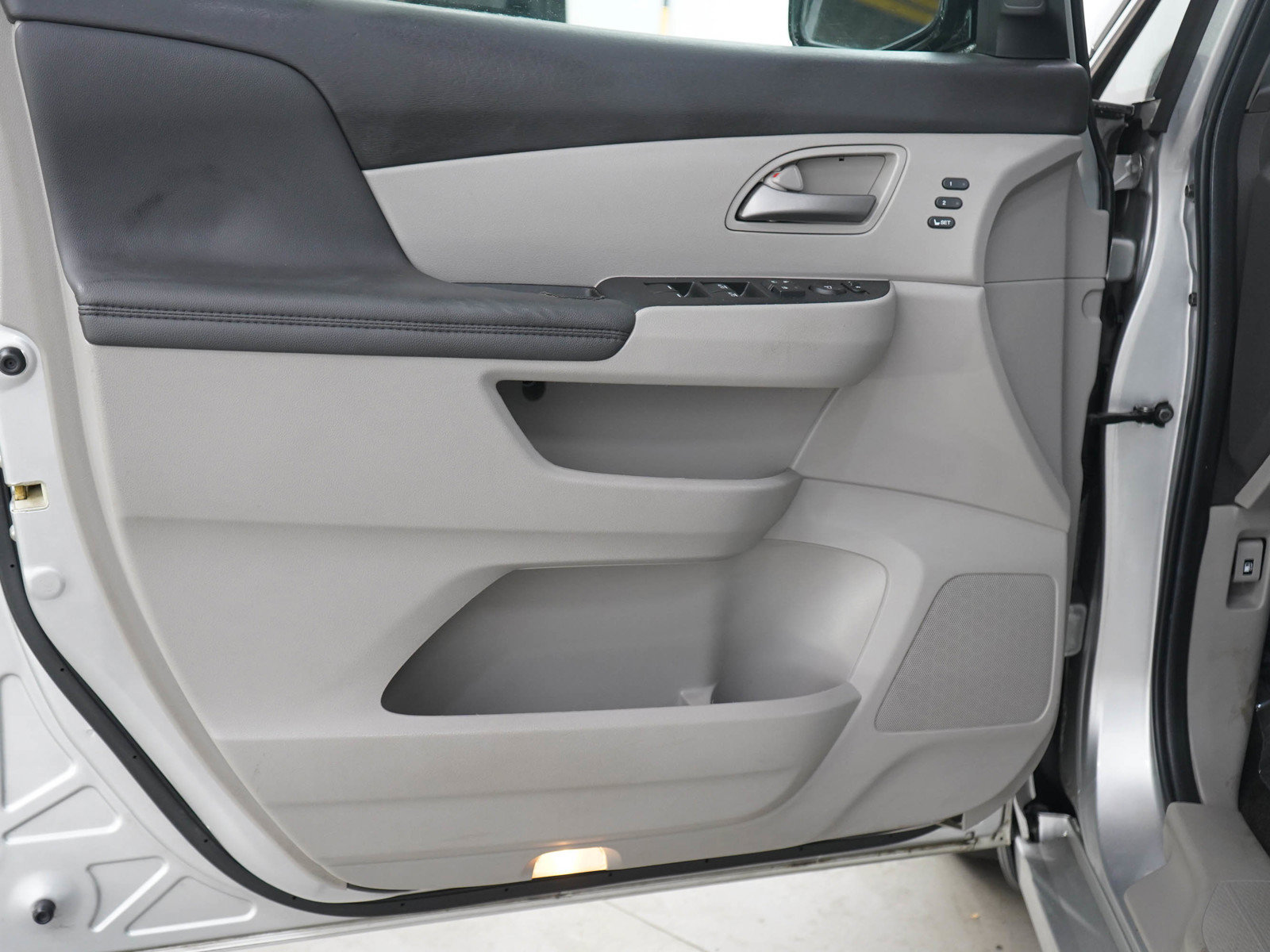 Used 2012 Honda Odyssey Touring image 23