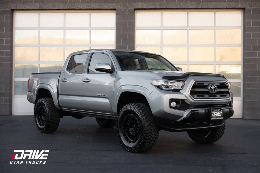 Used 2016 Toyota Tacoma SR5 w/ Towing Package