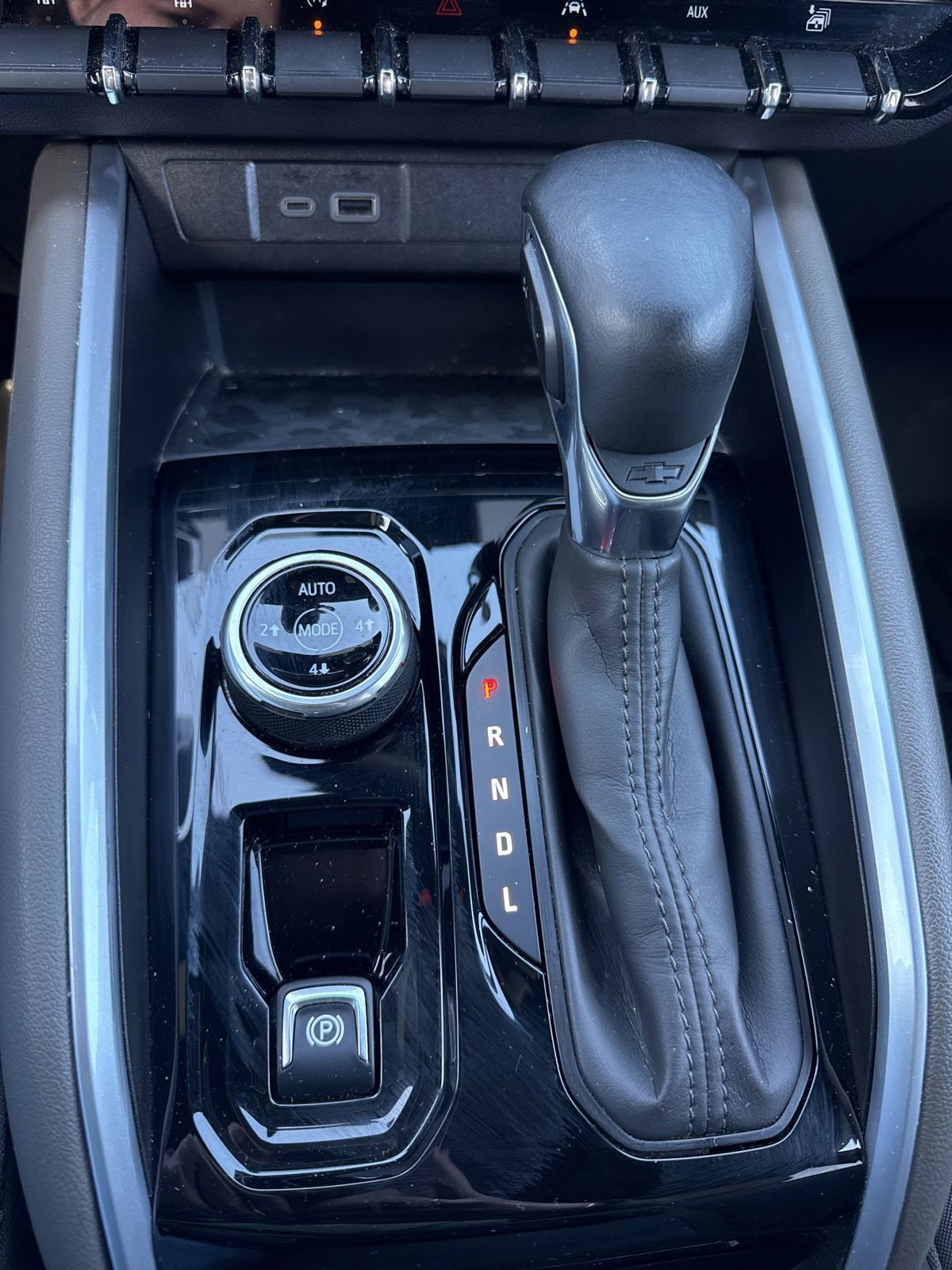 Used 2023 Chevrolet Colorado ZR2 image 4