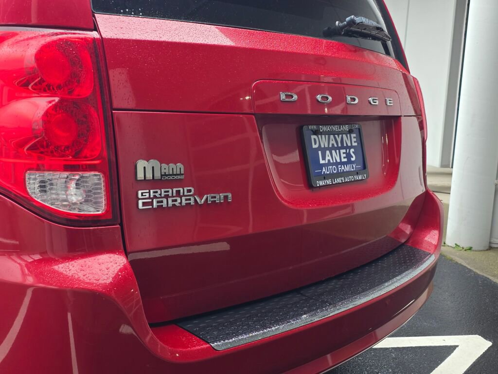 Used 2015 Dodge Grand Caravan American Value Package image 11
