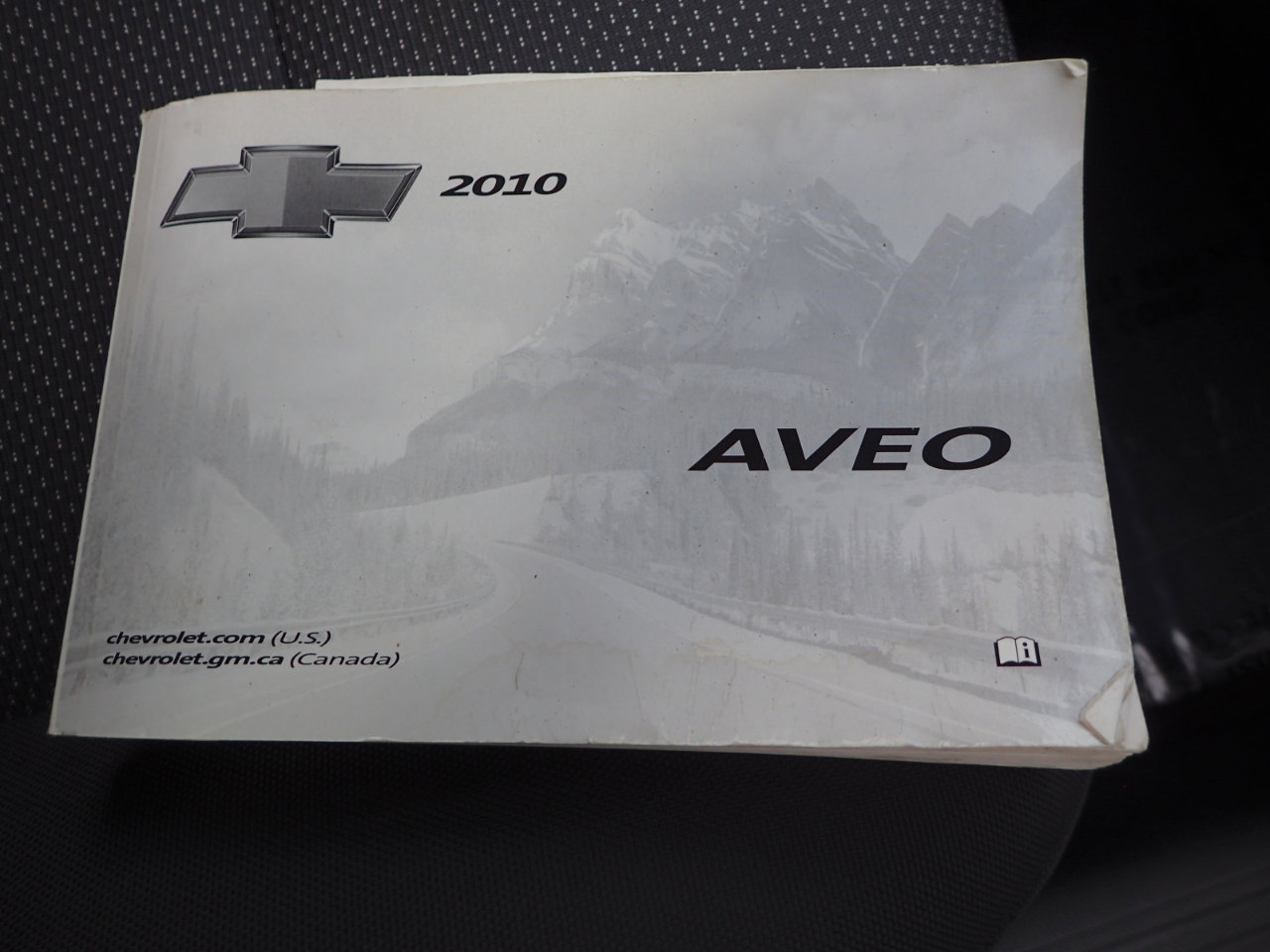 Used 2010 Chevrolet Aveo LT image 21