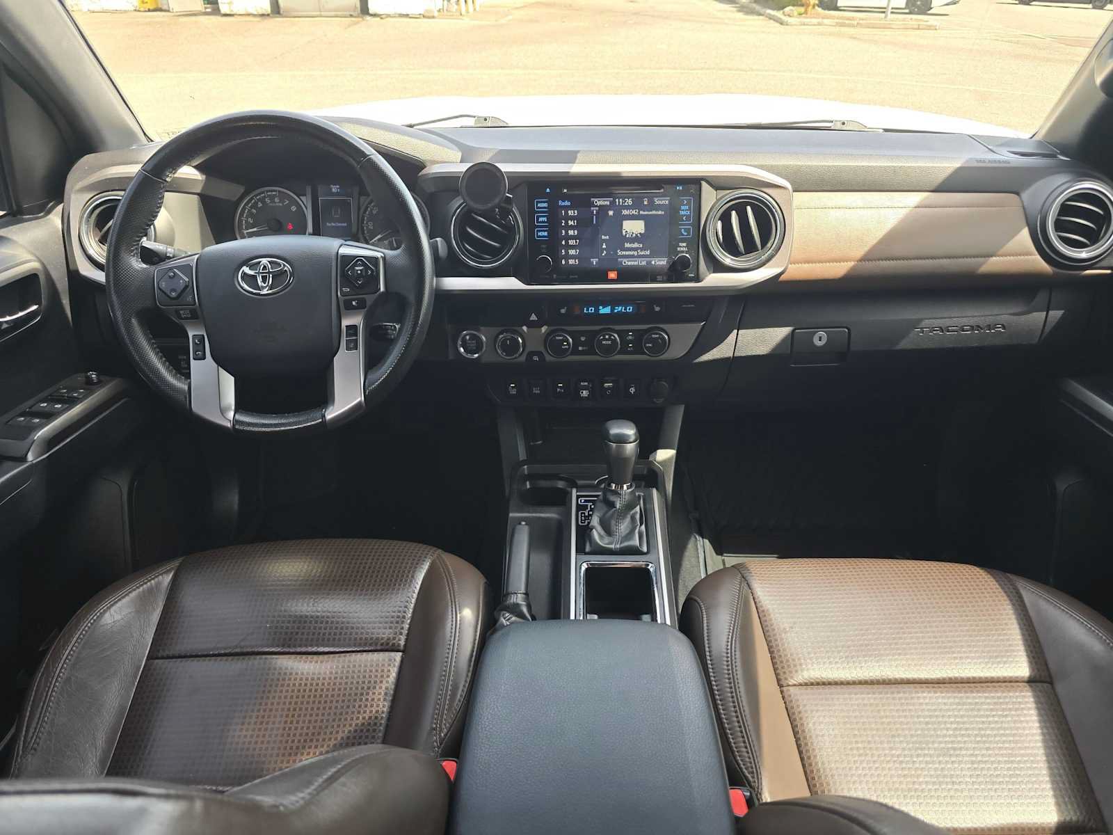 Used 2019 Toyota Tacoma Limited AWD/4WD image 18