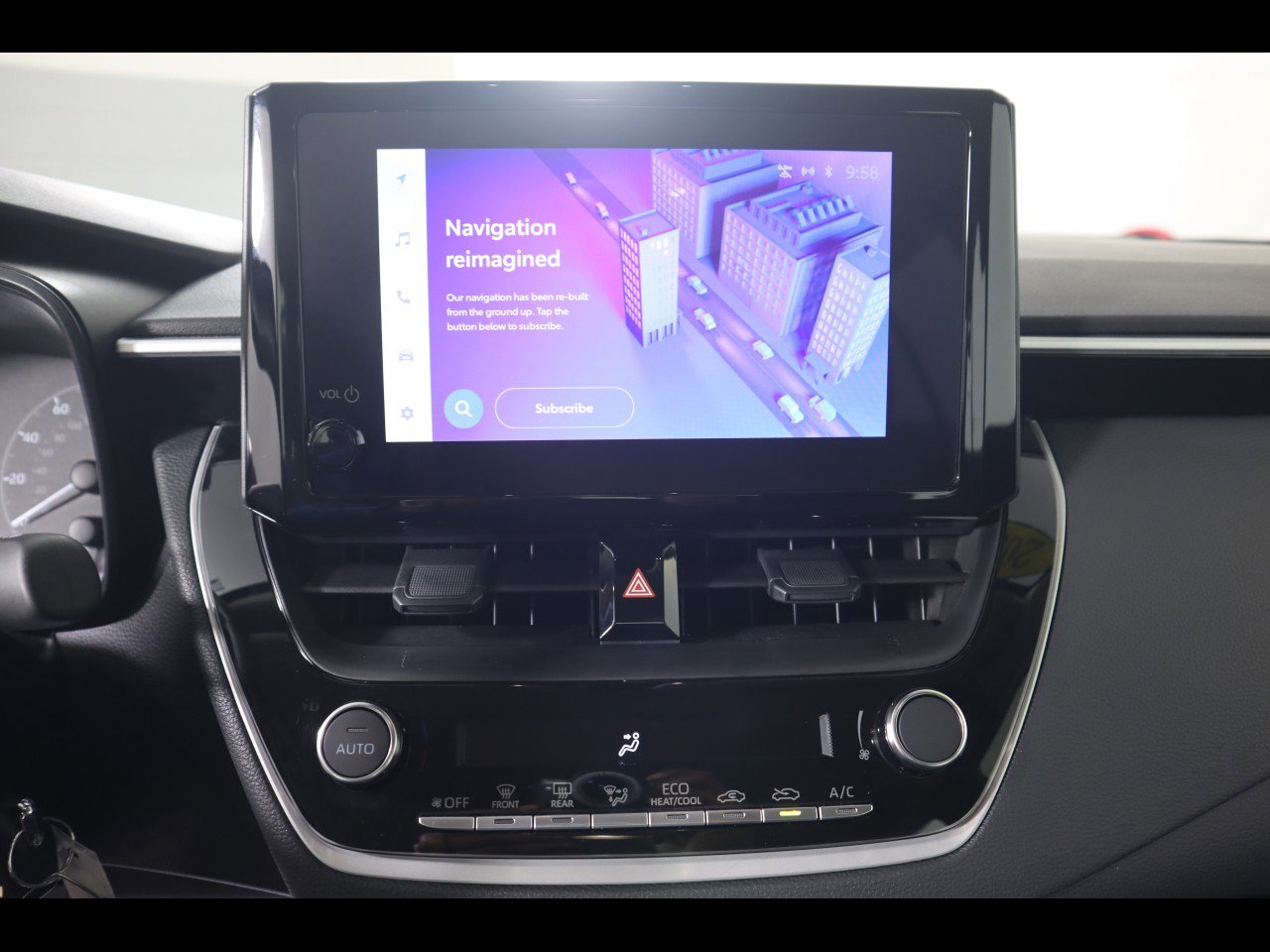 Used 2025 Toyota Corolla LE FWD image 24