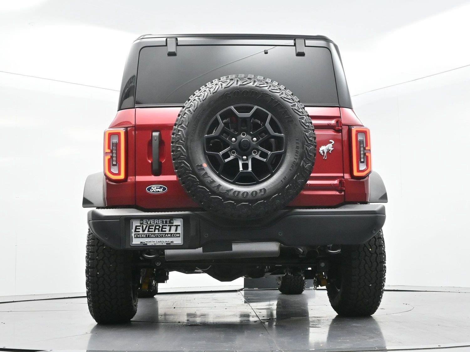 Used 2026 Ford Bronco Badlands AWD/4WD image 48