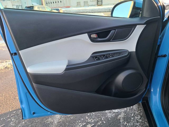 Used 2022 Hyundai Kona SEL w/ Cargo Package image 15