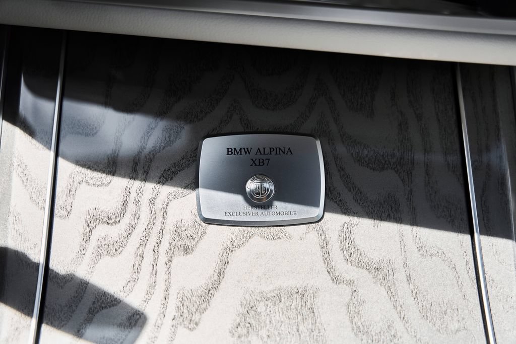 Used 2023 BMW ALPINA XB7 AWD/4WD image 81