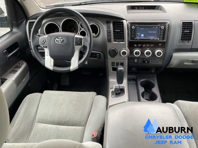 Used 2016 Toyota Sequoia SR5 image 33