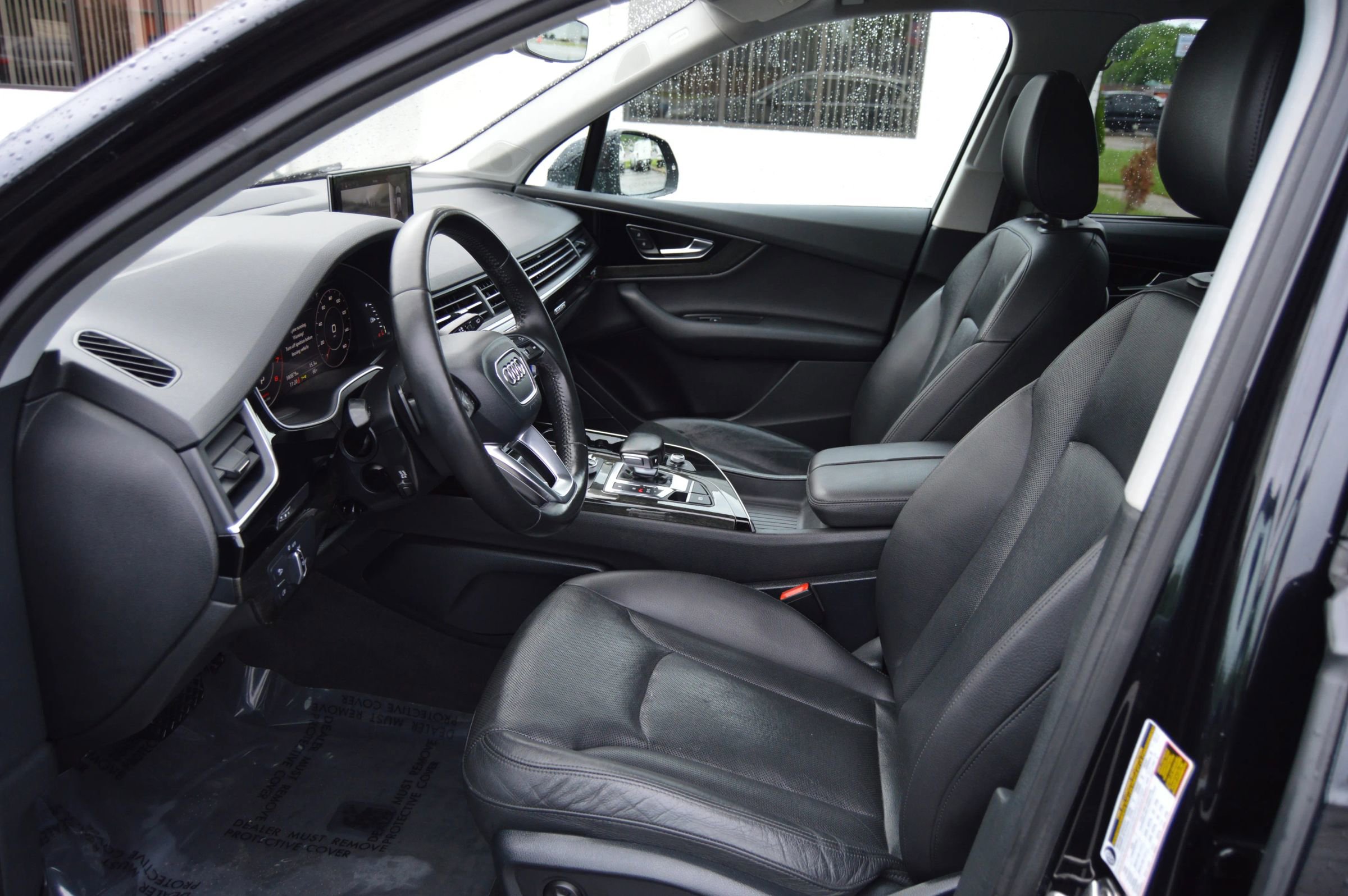 Used 2017 Audi Q7 3.0T Premium Plus w/ Premium Plus Package AWD/4WD image 9