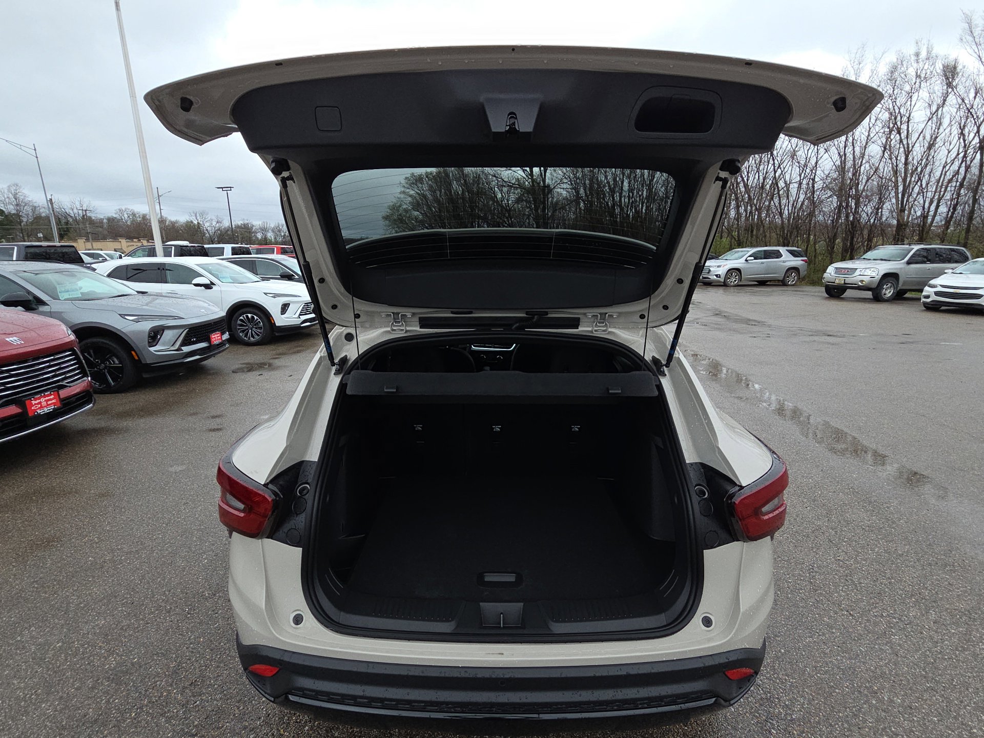 New 2026 Chevrolet Trax RS w/ Driver Confidence Package image 31