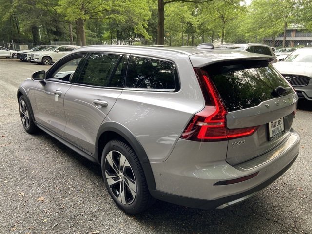New 2026 Volvo V60 B5 Cross Country Plus w/ Protection Package Premier image 5