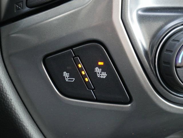 Used 2019 Chevrolet Silverado 1500 LT w/ All Star Edition image 3