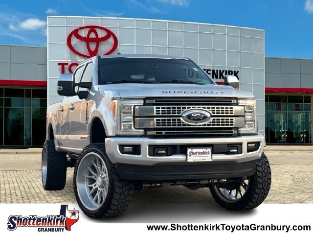 Used 2017 Ford F250 Platinum w/ Platinum Ultimate Package AWD/4WD image 1