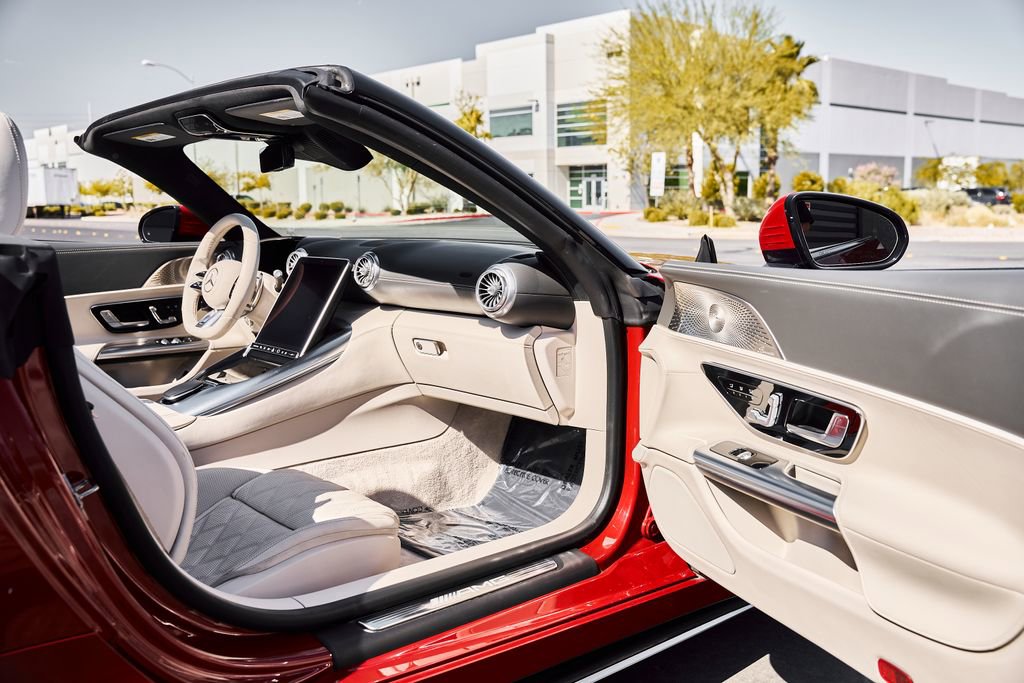 Used 2022 Mercedes-Benz SL 55 AMG 4MATIC image 15