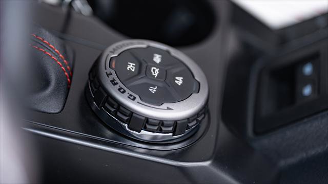 Used 2025 Ford Bronco Heritage Edition AWD/4WD image 19