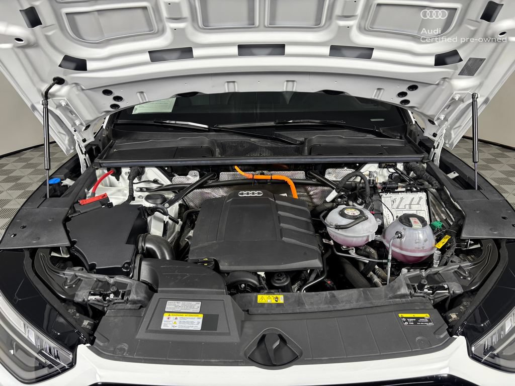Certified 2024 Audi Q5 e Premium Plus w/ Premium Plus Package AWD/4WD image 26